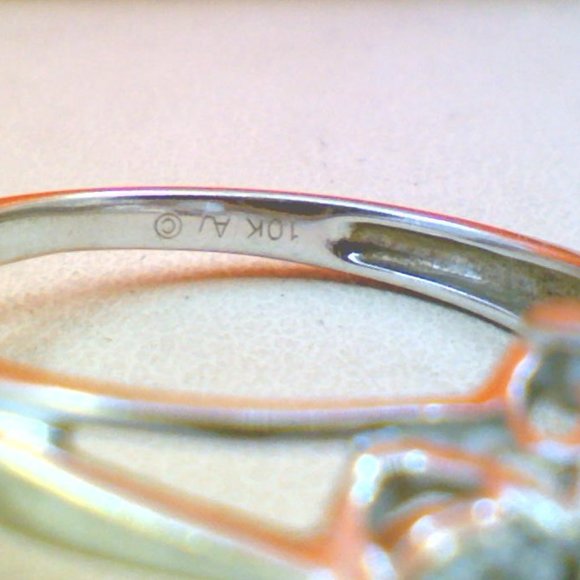 🌟10K Diamond Blue Topaz Ring🌟 - Picture 9 of 9